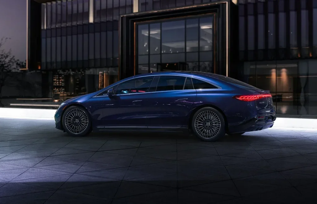 Mercedes EQS Sedan
