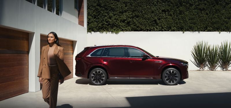 2025-cx-90-inline-vdp-h02-hero-desktop