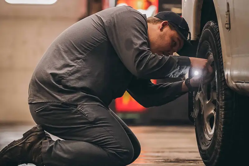 https://cdn.prod.website-files.com/60b128e97921df4e25f2c217/65692a511b544c2bfb6cc21e_how-to-properly-inspect-and-repair-heavy-duty-truck-suspensions.webp