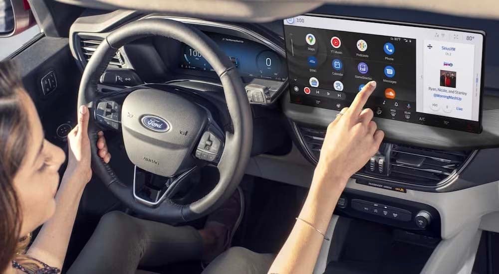 2024 Ford Escape - gray - interior.jpg The gray interior and dash of a 2024 Ford Escape is shown.