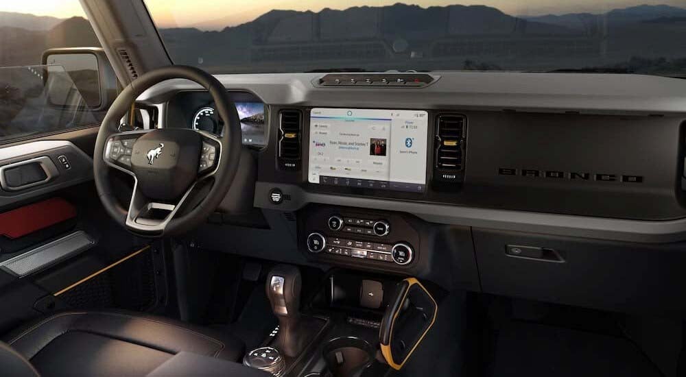 2024%20Ford%20Bronco%20Sport%20-%20Dash.jpg The black interior and dash in a 2024 Ford Bronco Sport is shown.