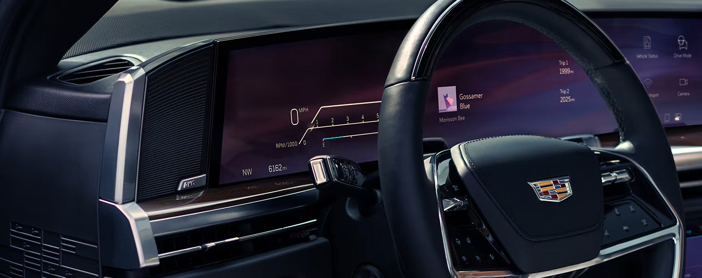 SAFETY &
DRIVER ASSISTANCE 