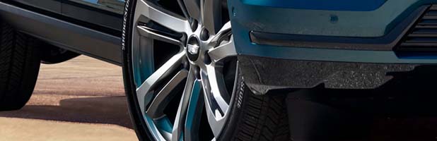AVAILABLE AIR RIDE ADAPTIVE SUSPENSION