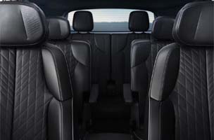 COMFORTABLE SEATING