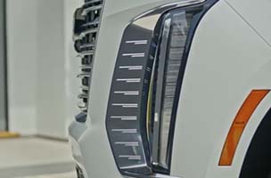 choreographed exterior led lighting