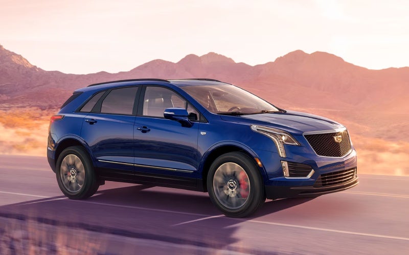Why the 2026 Cadillac XT5’s Rear Camera Mirror with Washer Feels Right at Home around Lincoln, IL