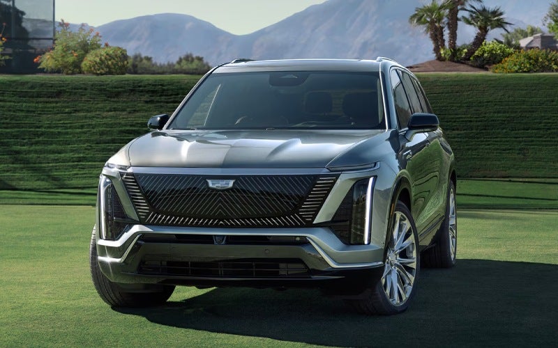 Why Active Rear Steering on the 2026 Cadillac VISTIQ Makes Decatur, IL Driving Feel Effortless