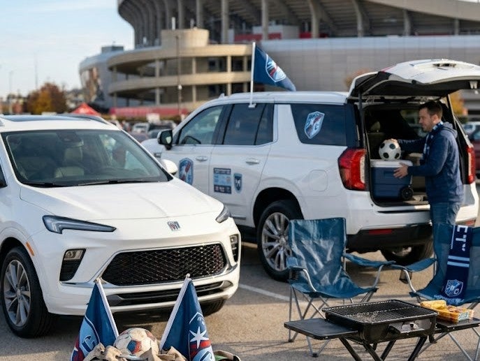 Buick Encore GX and GMC Yukon tailgaiting for Kansas City Soccer