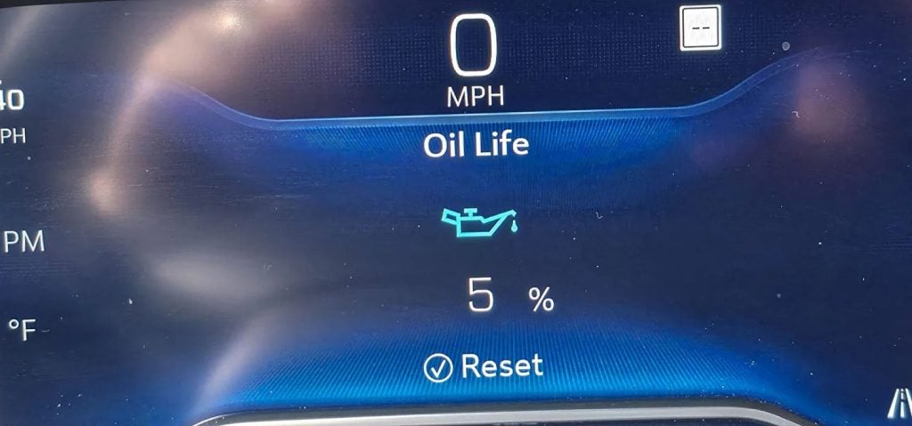 Oil change monitor at 5 percent life remaining