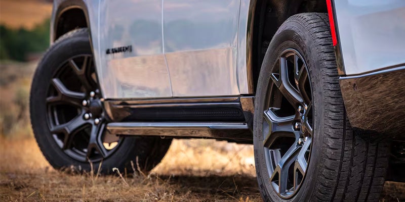 2025 Wagoneer S