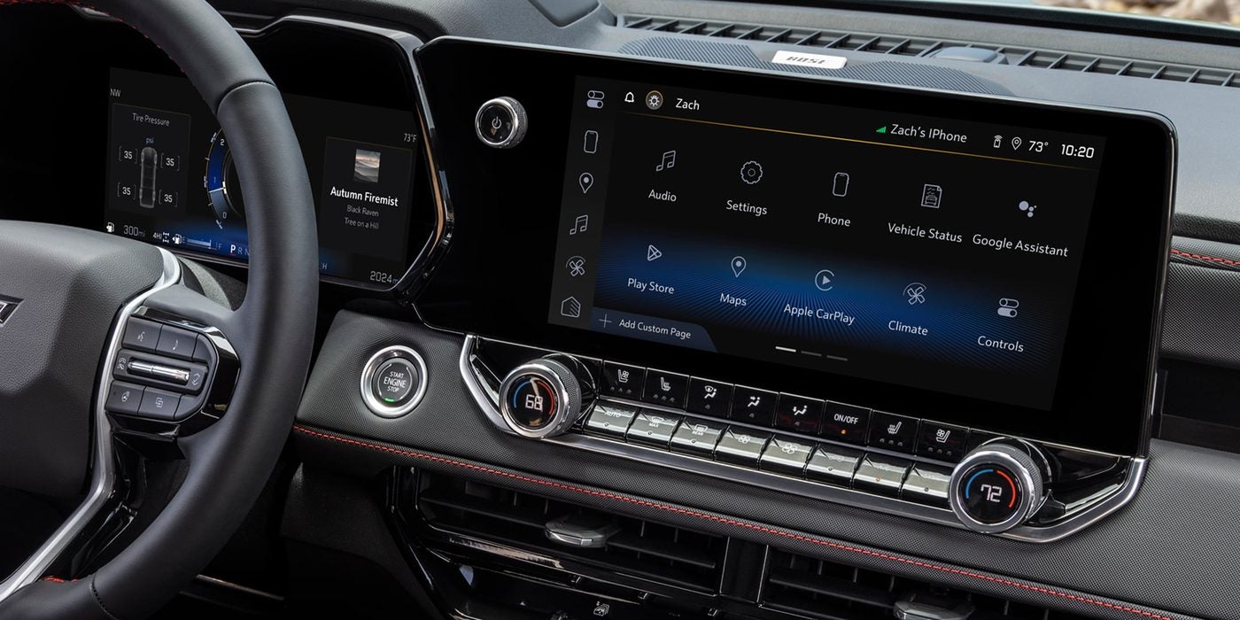 Dashboard of the 2027 Chevy Colorado with the 11.3-inch center touchscreen and 11-inch driver display