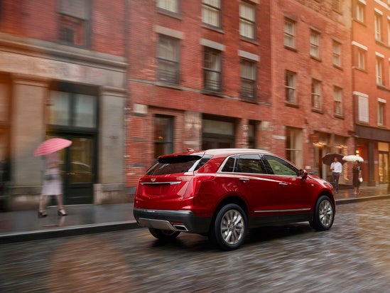 Cadillac XT5: Luxury Crossover SUV With Smart Safety Functions