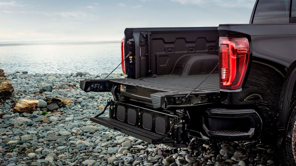 GMC Sierra Tailgate