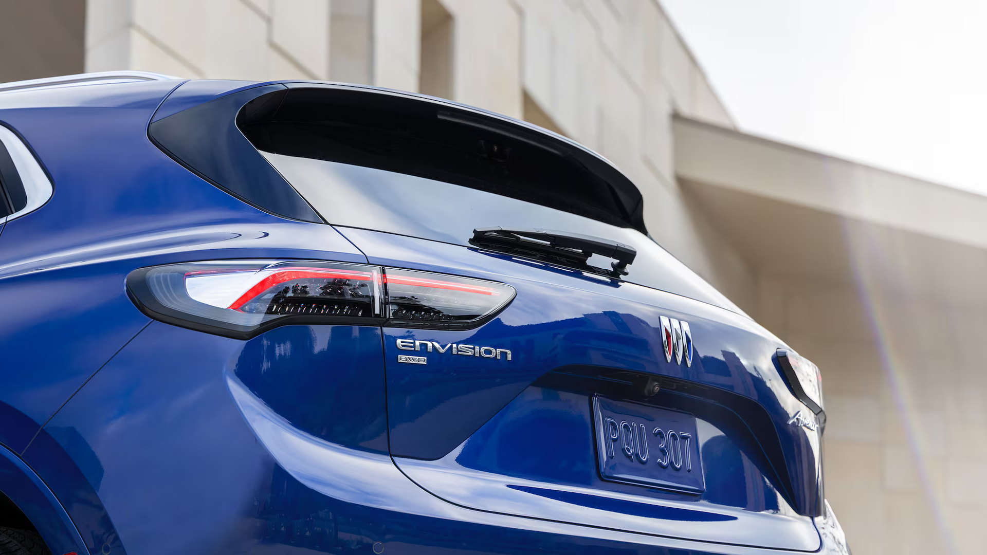 2025 Buick Envision rear end