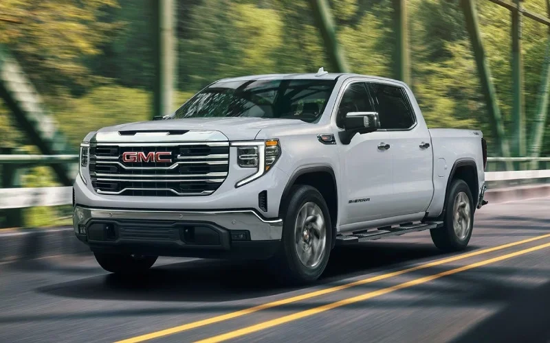 How the 2026 GMC Sierra 1500 SLT works for daily driving around Belton, TX