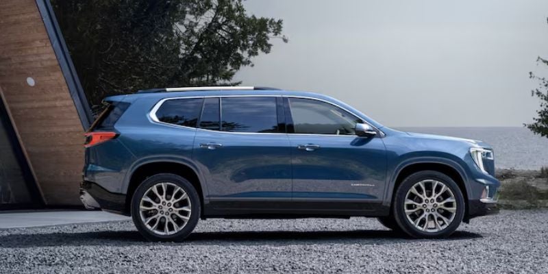 2025 GMC Acadia technology