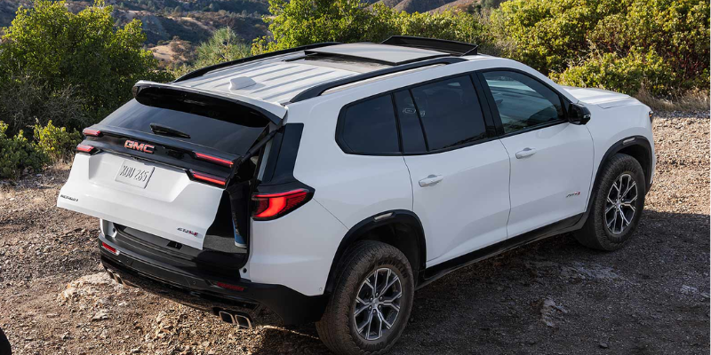 2026 GMC Acadia technology