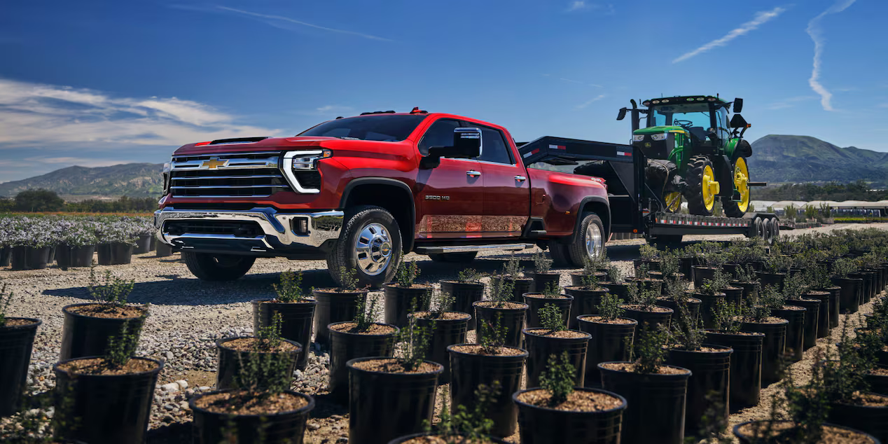 2025-chevy-silverado-tractor