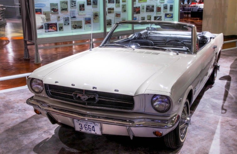 mustang2