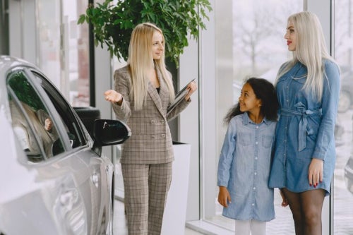 Garland Car Buyers Choose Safety Features First in 2025