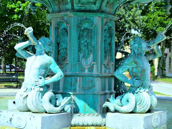 Water fountain