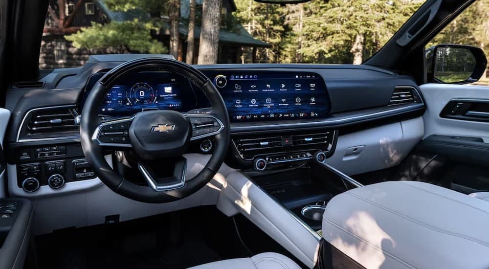 The black and white interior in a 2025 Chevy Suburban.