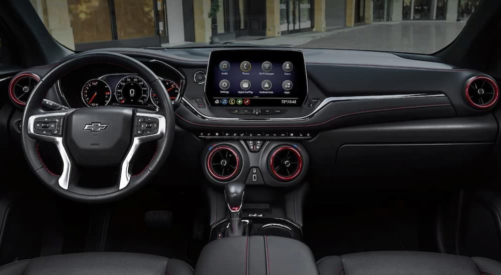 Black and red interior of a 2023 Chevy Blazer.