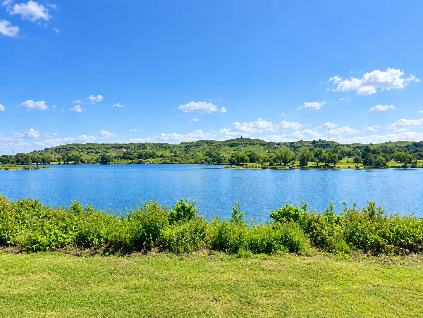 Visit Lake Scott State Park in Scott City in a Honda HR-V