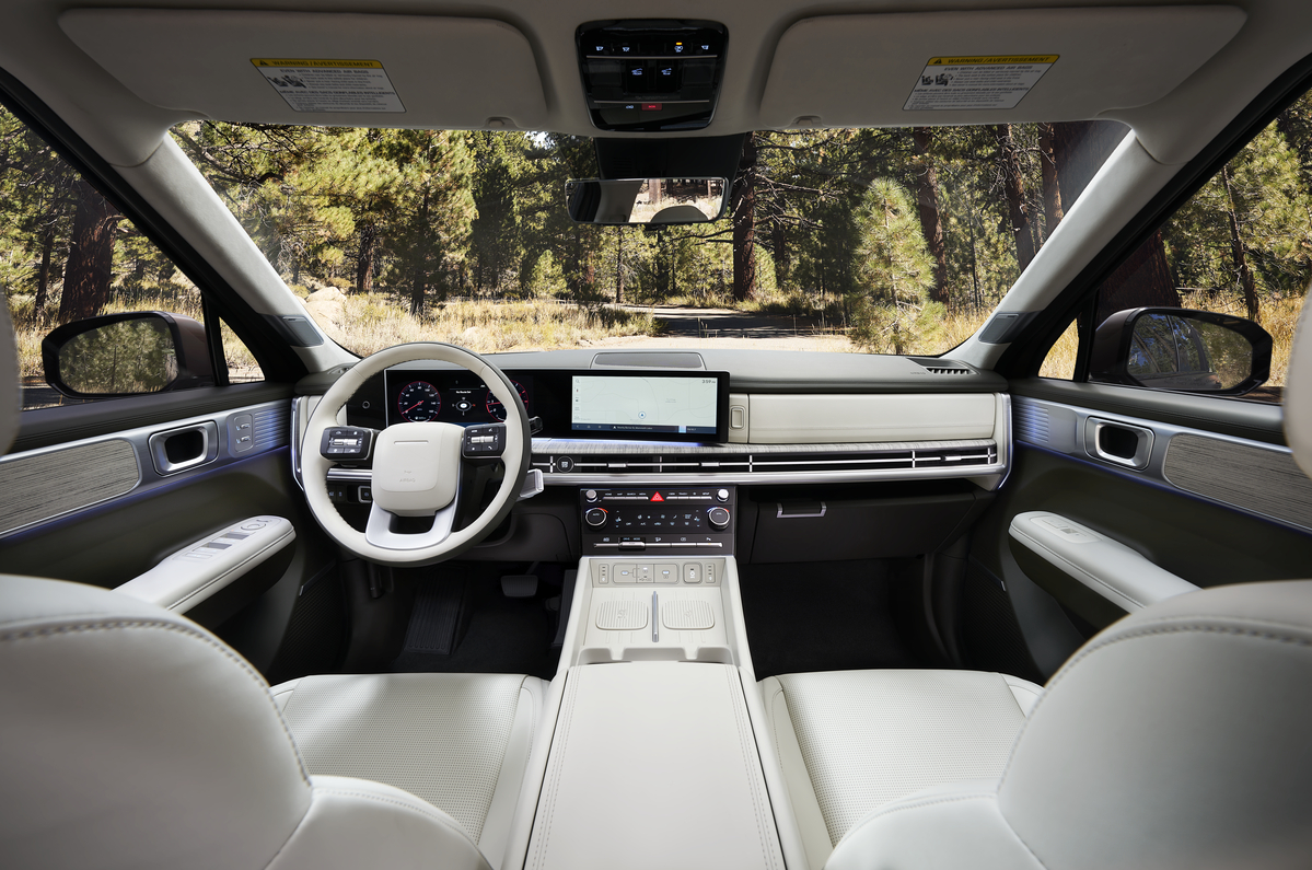 2026 Hyundai Santa Fe Hybrid Interior