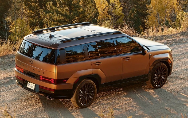Can I load a roof cargo box or kayaks on the 2026 Hyundai SANTA FE near St. Paul, NE?