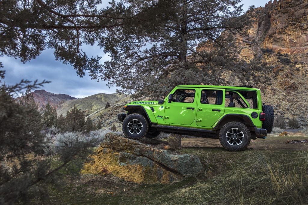 jeep-wrangler-green-rubicon