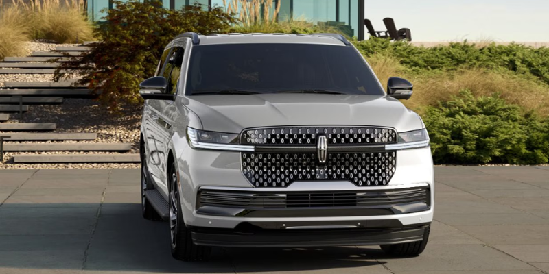 2027 Lincoln Navigator technology