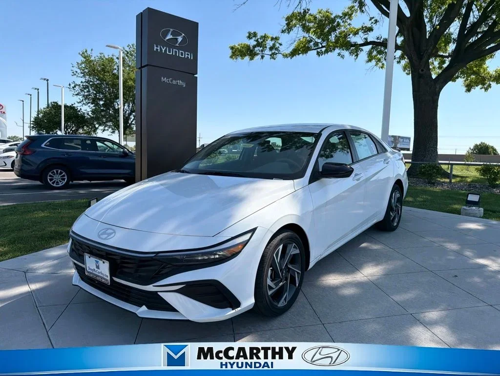New Hyundai Elantra For Sale in Olathe, KS