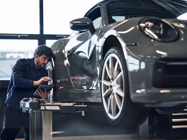 Certified Porsche Service Center