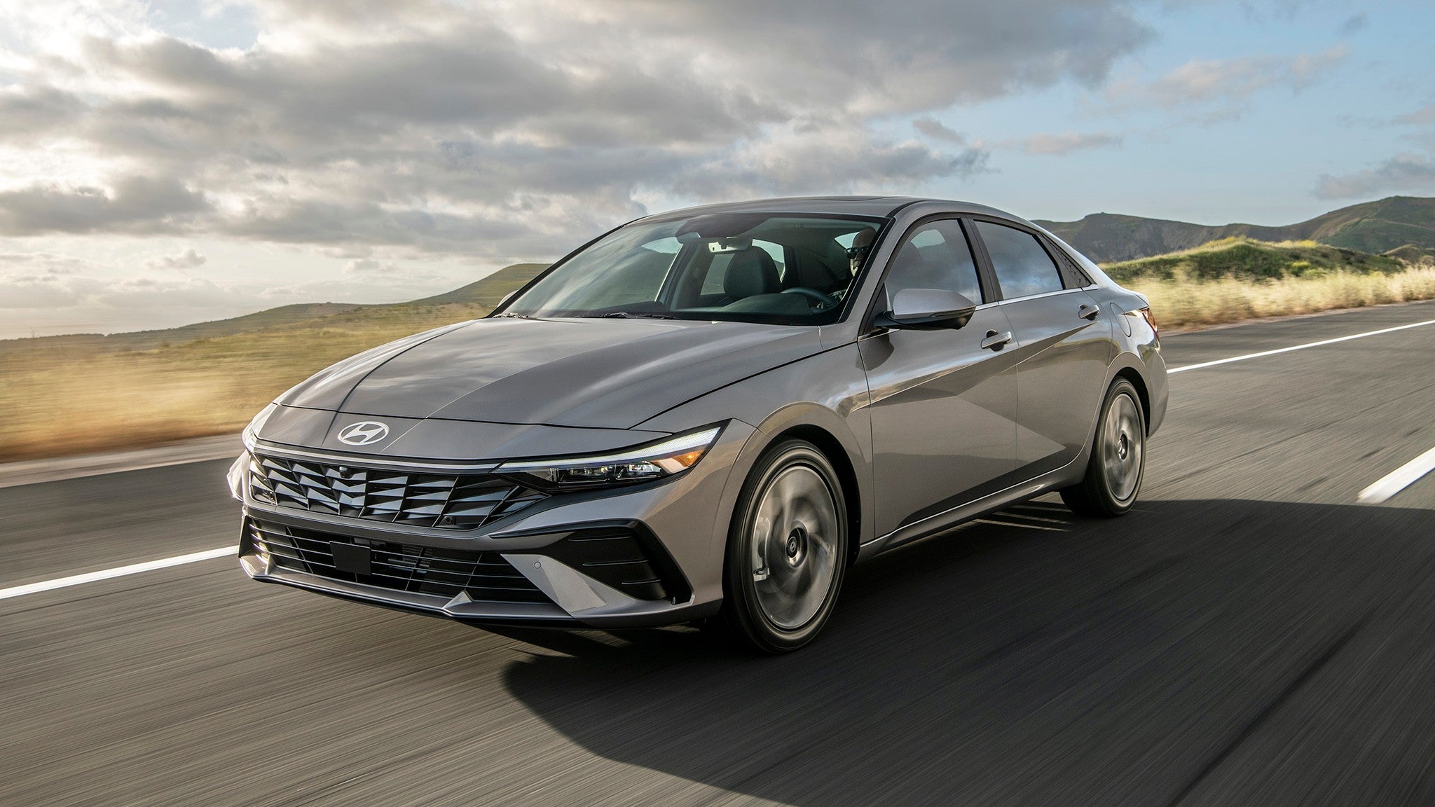 6-2025-hyundai-elantra