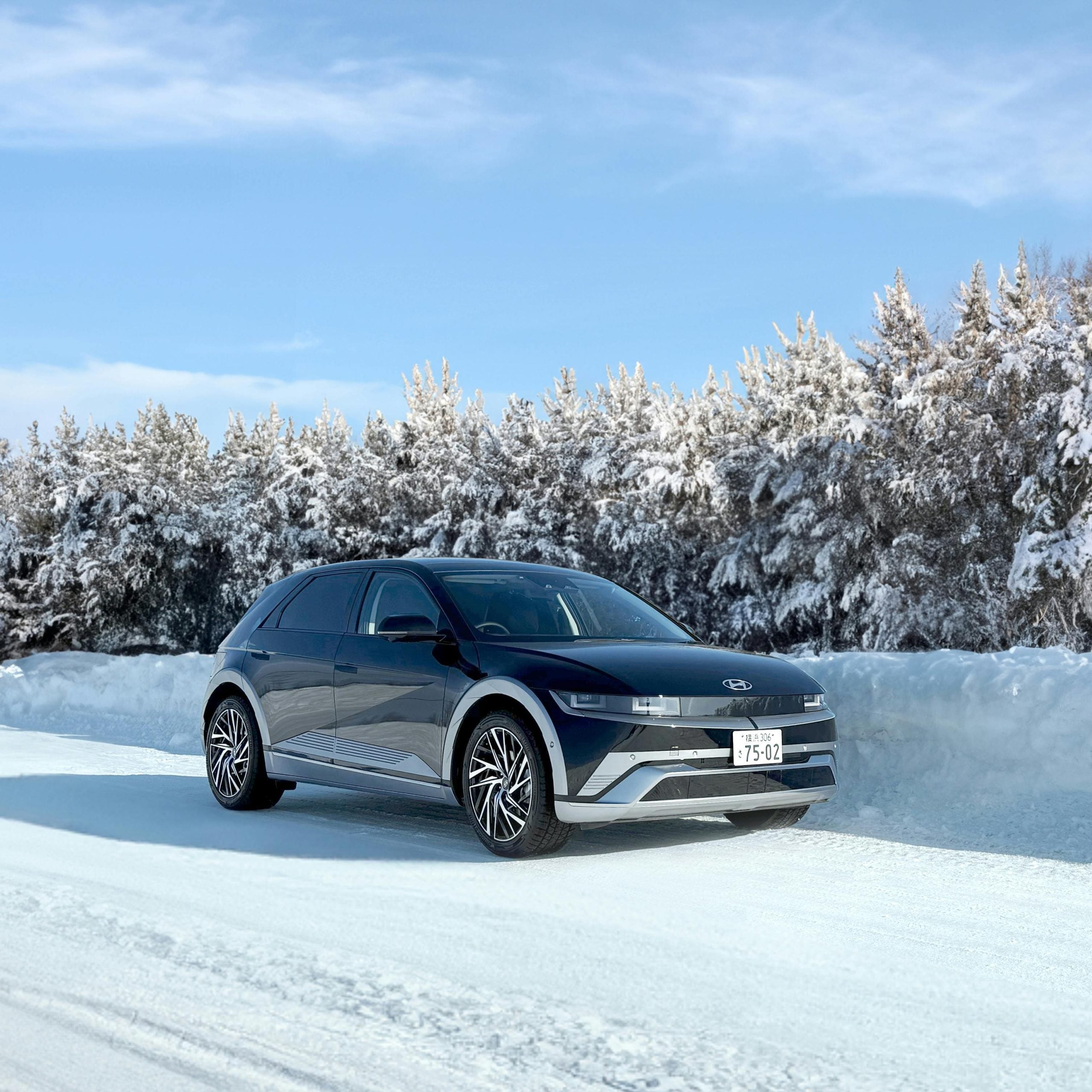 Hyundai driving in the snow