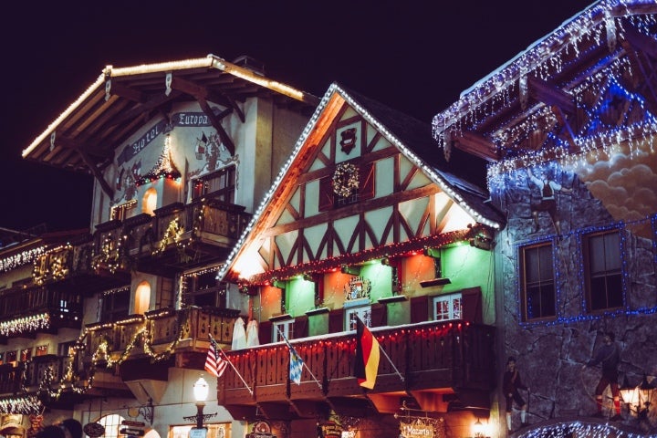 Washington Leavenworth village.