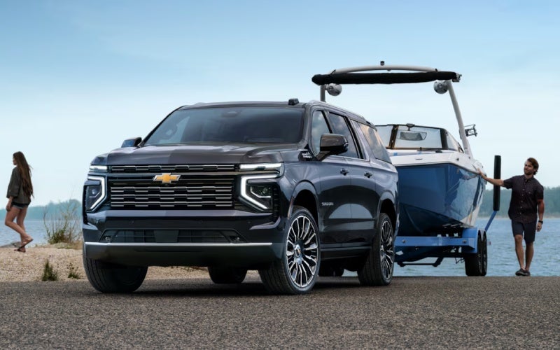 Big-screen tech and nine-seat flexibility — how the 2026 Chevrolet Suburban fits Lauderhill, FL routines
