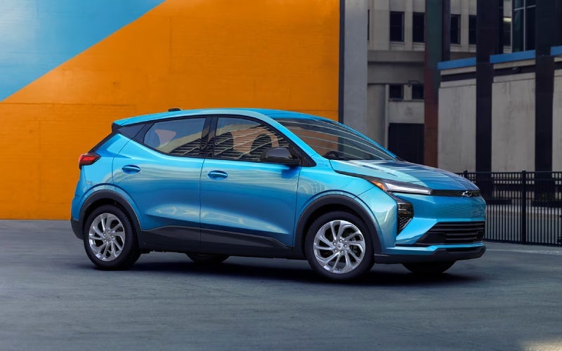 Can I charge a 2027 Chevrolet Bolt at Tesla Superchargers near Oakland Park, FL?