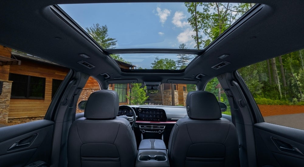 Moonroof and interior in a 2026 Chevy Traverse RS