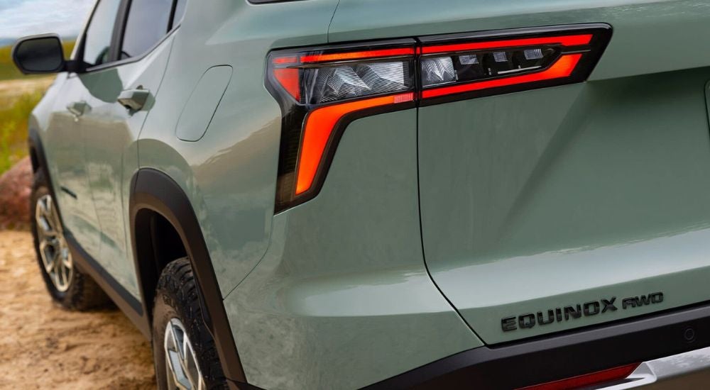 Driver side taillight on a green 2025 Chevy Equinox ACTIV