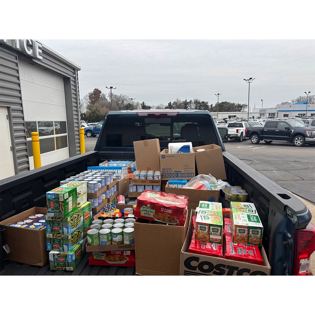 Lubbers Cars food drive 2025