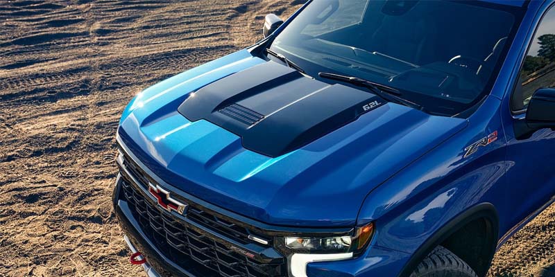 A blue 2023 Chevy Silverado 1500.