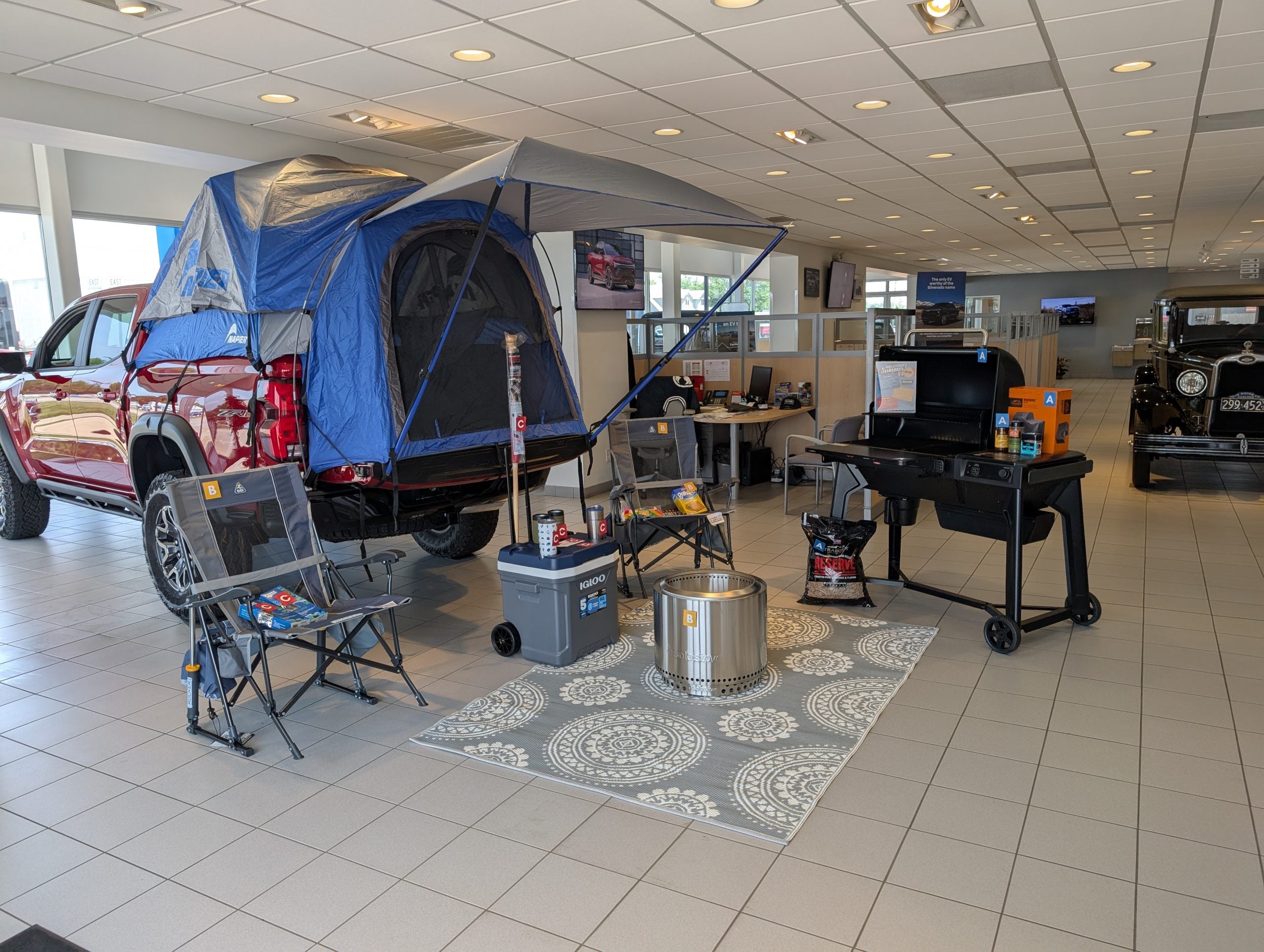 Summer themed prizes in dealership