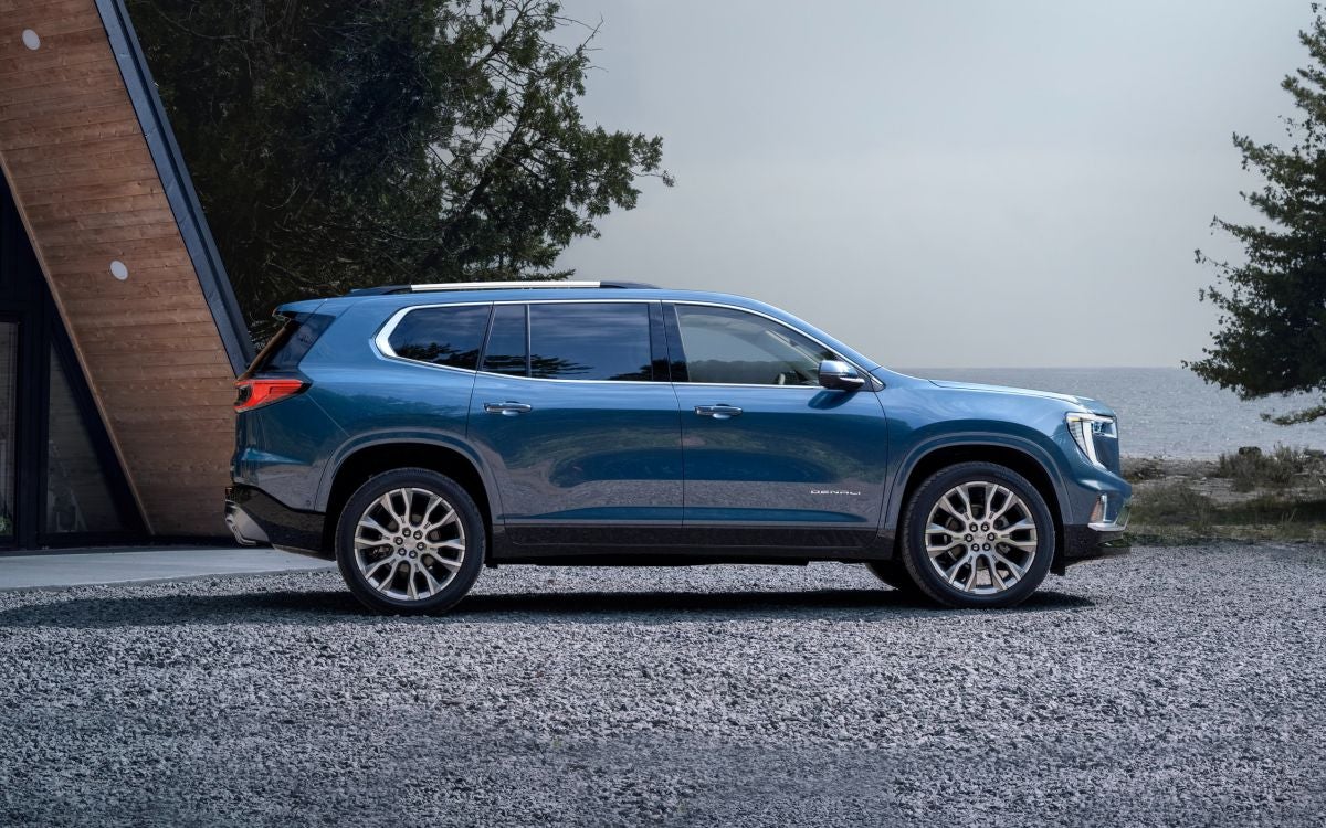 2024 GMC Acadia vs 2024 Chevy Traverse