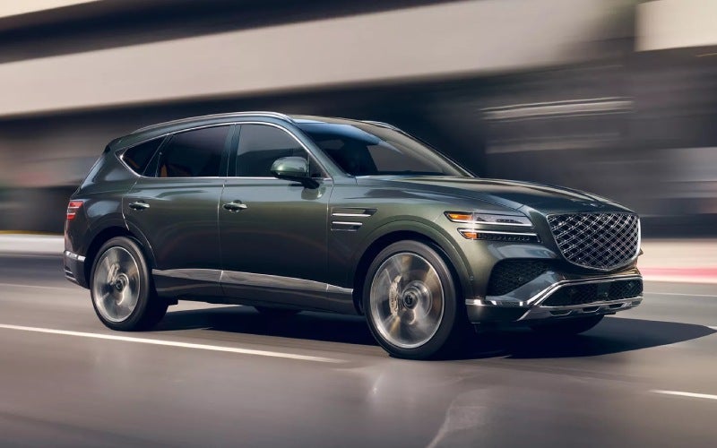 What the 27-inch OLED Display Adds to the 2026 Genesis GV80 for West Bloomfield Drivers