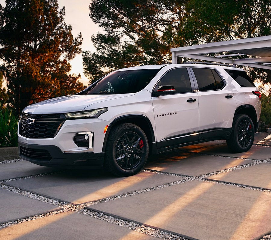 White Chevrolet Traverse