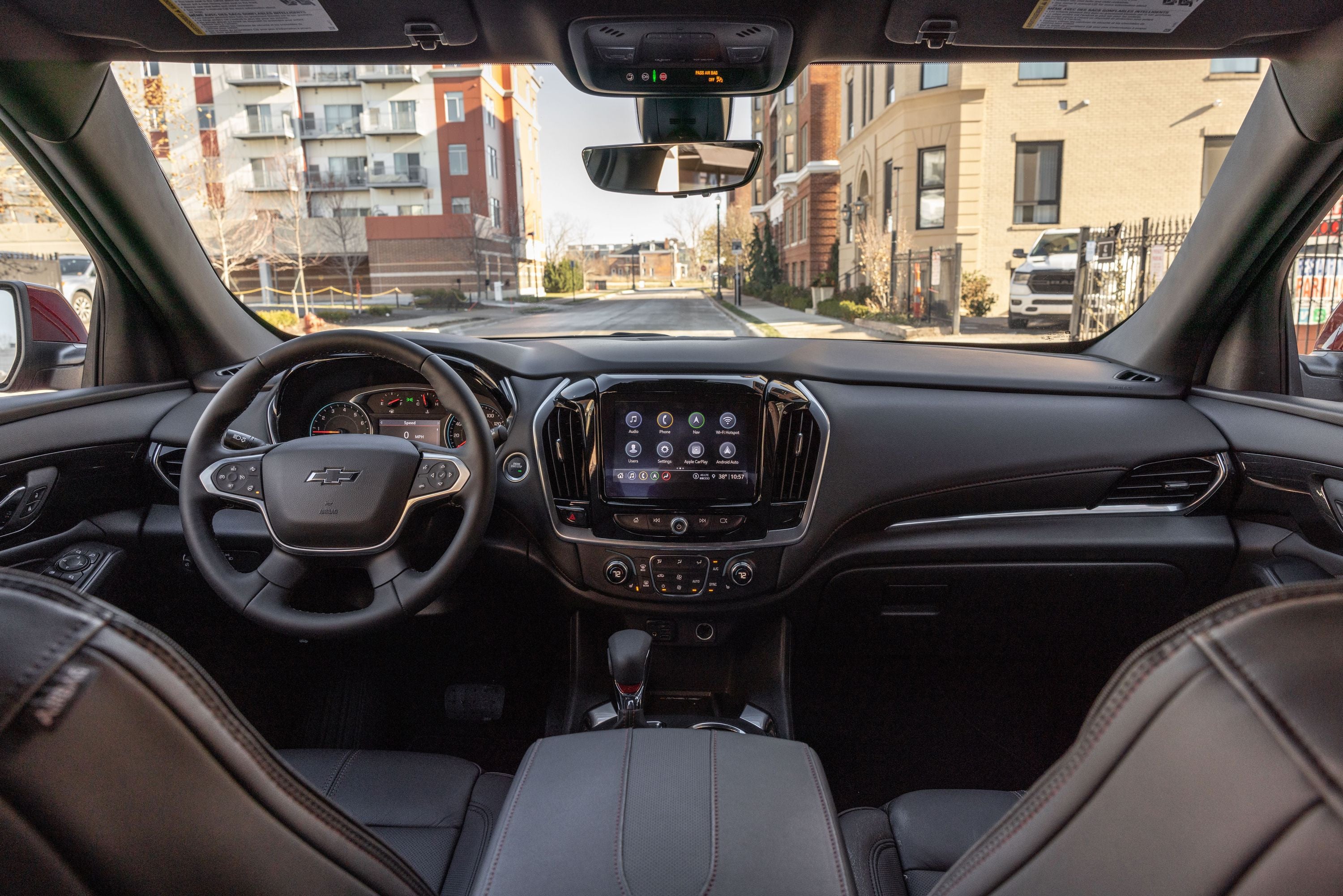 2023 Chevrolet Traverse Interior