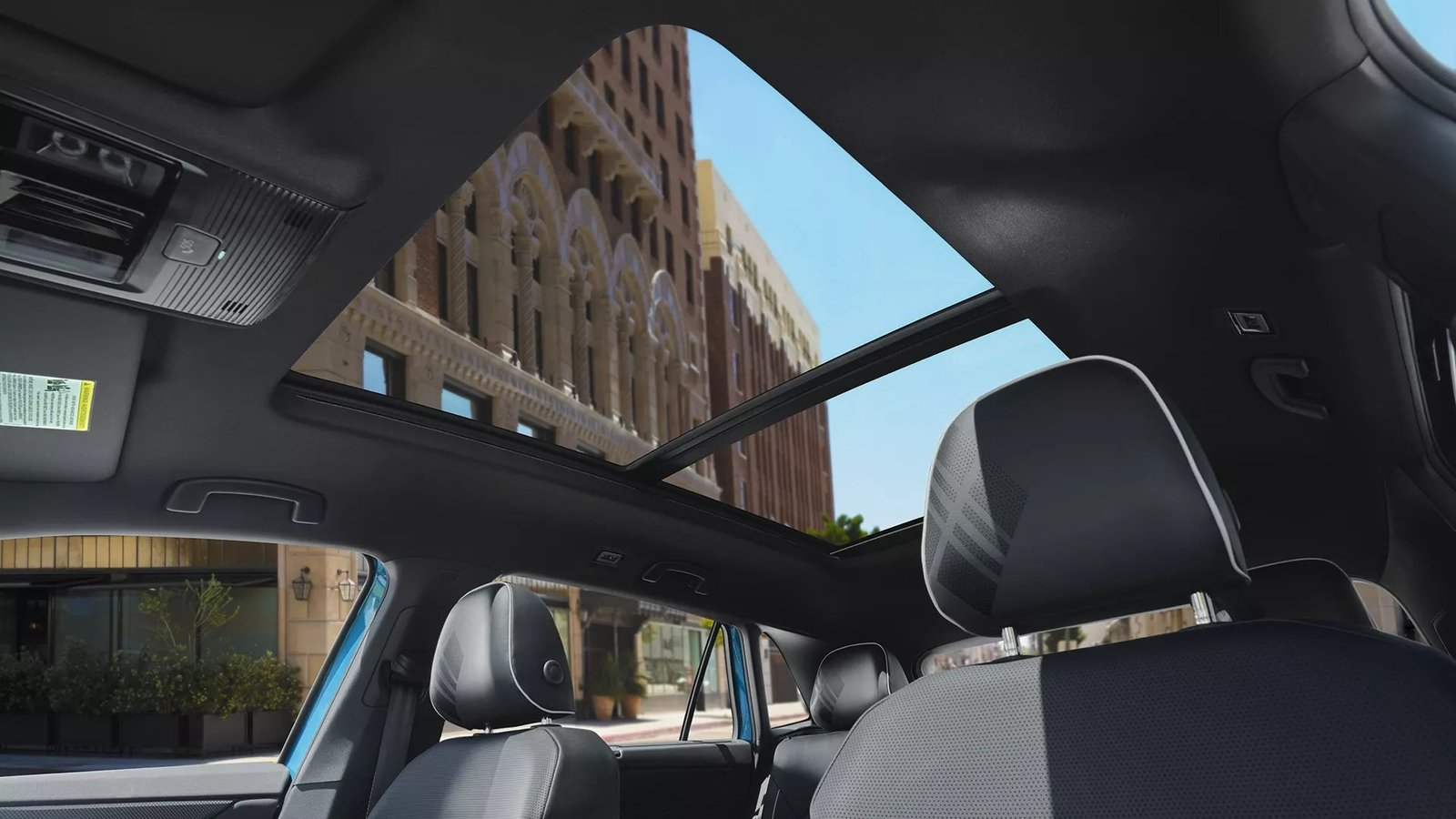 Volkswagen Atlas Cross Sport interior