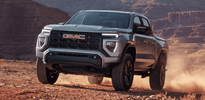 2025 GMC Canyon interior